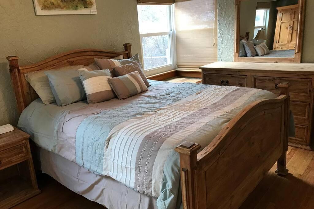 Charming Remodeled Golf Course Area Home Colorado Springs Kültér fotó